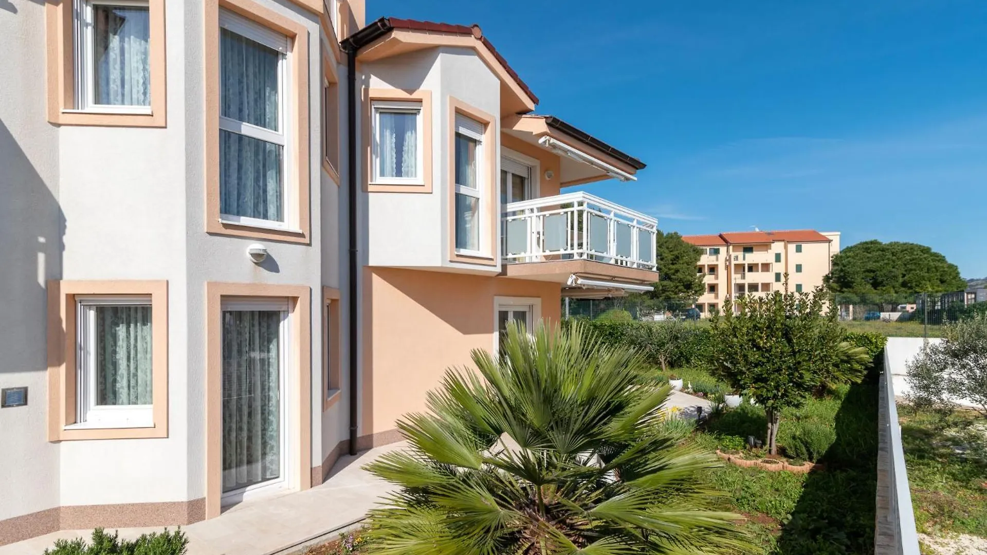 Apartment Villa Nikaroni-3 By Interhome Trogir